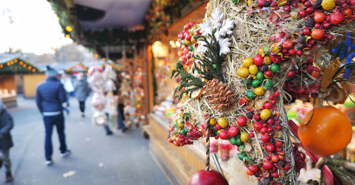 assets/uploads/blog/mundo-dach/tradiciones-navidenas-en-austria-y-suiza.png